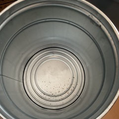 缶バケツ差し上げます。の画像