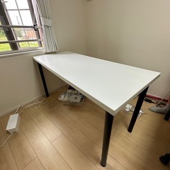 ホワイト長方形テーブル
