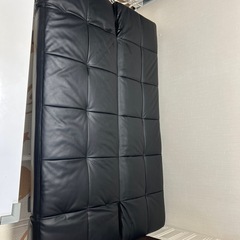 ソファーベッドの画像