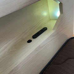 ダブルベッド(引き出し付き)の画像