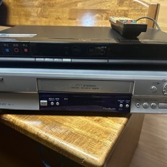 【ジャンク品】Victor HR-B13 とSHARP AQUO...