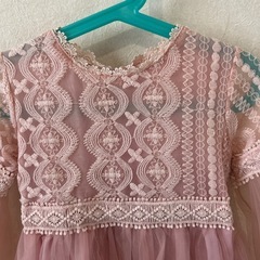 チュールワンピースドレスの画像