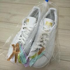 adidas　レディース　スニーカー　24.0センチ