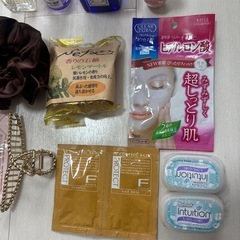 【無料】７／１３　まとめて貰って下さい✨女性用品多数の画像
