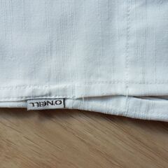 ONEILL  シャツ　Mサイズ (US S)  未使用　極美品　の画像