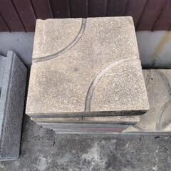 【無料】飾りブロック、笠木、平板、縁石ブロック、U字溝などの画像