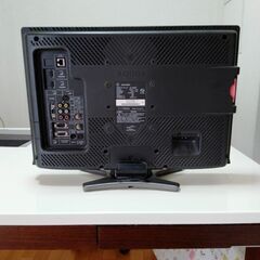 シャープアクオス液晶20型テレビ。メインのテレビではなくたまにしか見ていませんでした。画像、音声ともにきれいです！。の画像