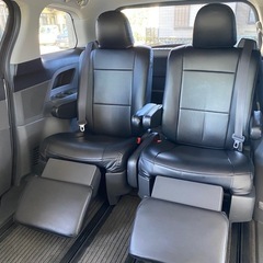 サンルーフ★フリップダウンモニター★革調シートカバー★寒冷地仕様★HKS車高調サスペンション★両側電動パワースライドドア★Bluetoothの画像