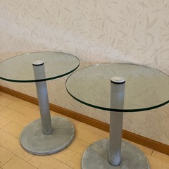 ガラスのローテーブル　1個or2個お選びくださいませ。の画像