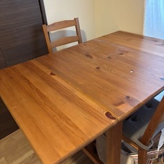 IKEA 折りたたみテーブル　ダイニング　人気商品完売の画像