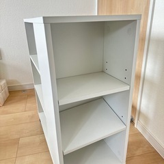棚　ローラー付き　収納の画像