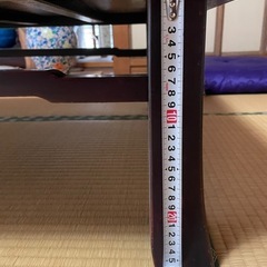 赤黒ツートンカラー和風ローテーブルの画像