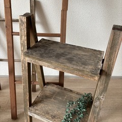 木製ラダー　棚　フェイク植物　色々　シャビー、アンティークなガーデニングの画像