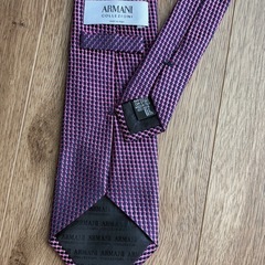 美品　ARMANI COLLEZIONI ネクタイ　パープルの画像