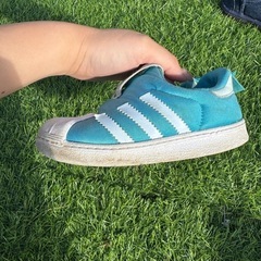adidas 　キッズ　スニーカー　15㎝の画像