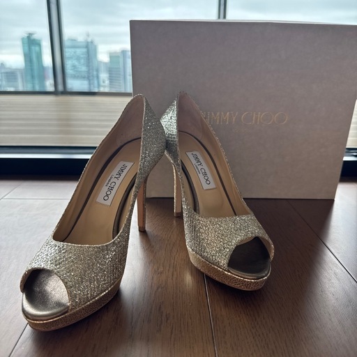 7/16迄期間限定お値下げ中！Jimmy Choo ベージュ ハイヒール JIMMY CHOO ベージュ ハイヒール 本体