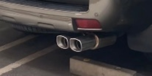 150プラド　ガナドールマフラー