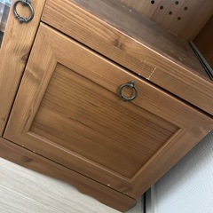 食器棚 キャビネットの画像