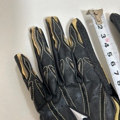 美品✨少年野球　バッティング手袋　　の画像
