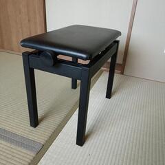 ピアノ椅子　高さ調整可能の画像