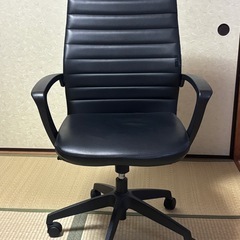 ビジネスチェア　ブラック【早急取引希望】
