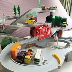 【取引中】トミカ峠やまみちドライブ トミカ5台付きの画像
