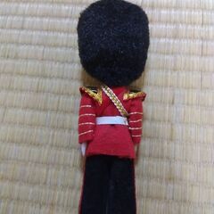 イギリス　近衛兵　ソフビ　人形の画像