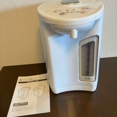 美品　2022年製　電気ポット の画像