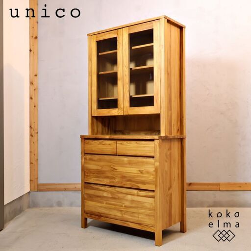 unico(ウニコ)のSOTO(ソト) シリーズ チーク材 キッチンボードです。素材感を活かしたシンプルな食器棚は北欧スタイルやヴィンテージ風のブルックリンスタイルなどに♪