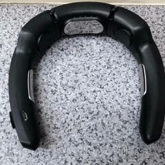 ★値下げ!! 熱中症対策に 2回だけ使用 美品 首掛け扇風機 ネッククーラー♪の画像