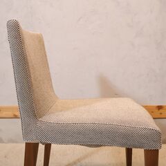 ACTUS(アクタス)で取り扱われているFB ウォルナット材 ダイニングチェアー2脚セットです。シンプルなデザインは置く場所を選ばず、カバーリングタイプなのでメンテナンス性にも優れています。の画像