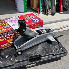 大自工業　Meltec  メルテック　油圧2tフロアージャッキ　FJ-01  タイヤ交換　揚幅135〜345㎜　最大耐荷重2000kg  中古　①の画像
