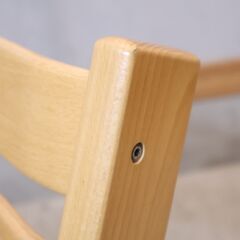 STOKKE(ストッケ)のロングセラーキッズチェアー"TRIPP TRAPP" ナチュラルです！大人から幼児まで末永くお使い頂ける人間工学に基づいた椅子がトリップトラップです！！の画像