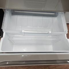リサイクルショップどりーむ天保山店　No3400　5ドア冷蔵庫　日立　2019年製　容量401L　自動製氷機能付き　ファミリー向けサイズです♪の画像