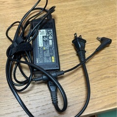 【取引相手決定】ジャンク扱い NECノートPC +アダプター　PC-LS700TSR／動作遅め・バッテリー弱の画像