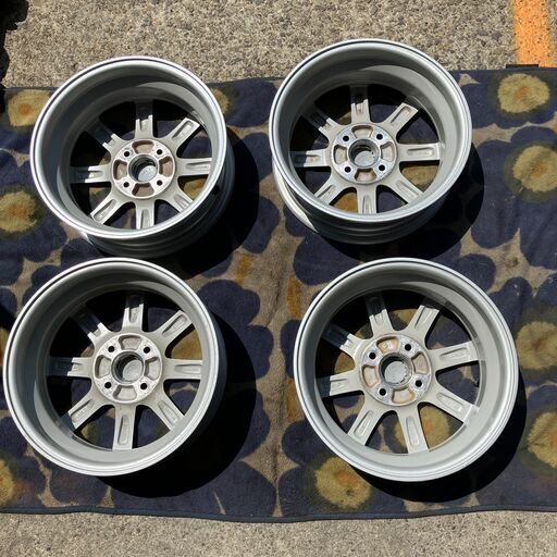 ダイハツ純正14インチ