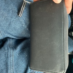 TOMY長財布の画像