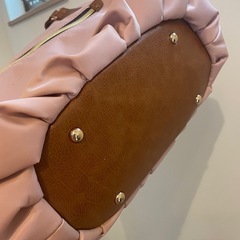 新品ショルダーハンドバッグの画像