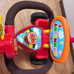 値下げしました‼️アンパンマン三輪車Vの画像