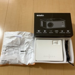 プロジェクター　100インチプロジェクターシート付き