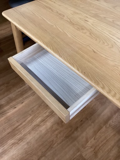 ダイニングテーブル（引き出し付き)【町田市再生家具】251093