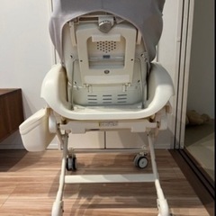 コンビ　電動ハイローチェア　ホワイトレーベル CWL フェアレット ATゆりかご 動作確認済み【お取引予定】の画像