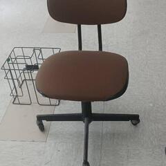 事務　椅子　イスの画像