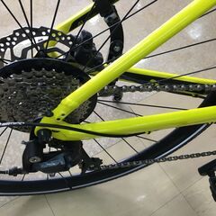 クロスバイク　specialized　28インチ　（700×32Ⅽ）243726N　イエロー　2018年製の画像