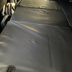 決まりました50プリウス　レザーシートカバーの画像