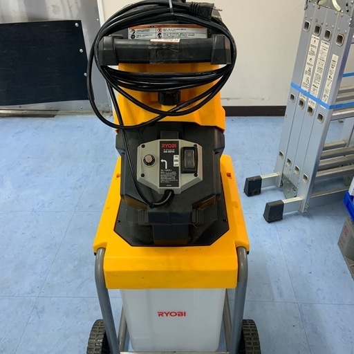 RYOBIガーデンシュレッダーGS2010