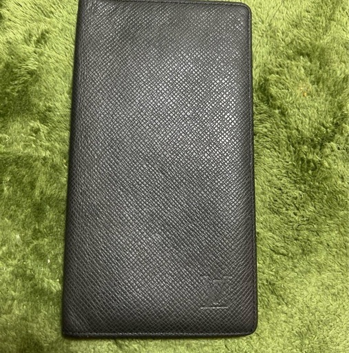 Louis Vuitton メンズ財布　タイガ