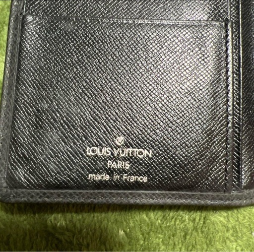 Louis Vuitton メンズ財布　タイガ