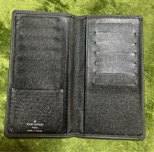 Louis Vuitton メンズ財布　タイガ