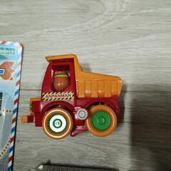 乗り物おもちゃ色々の画像